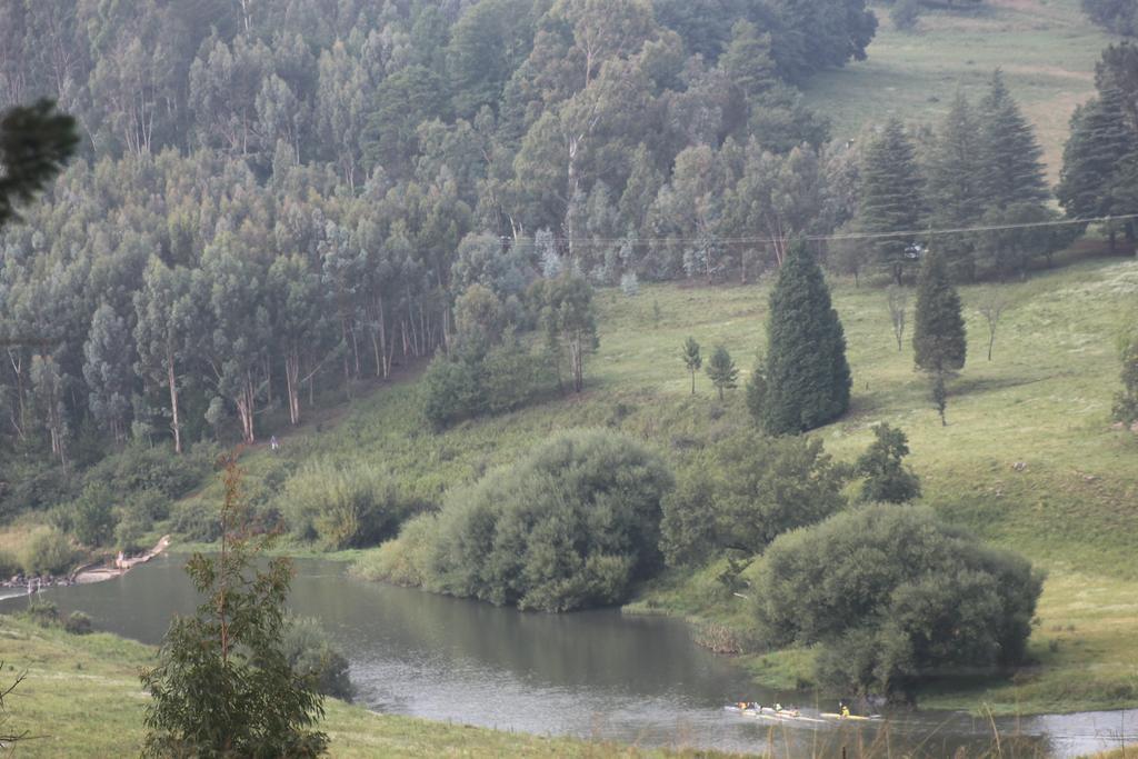 Hotel The Shed Underberg Exterior foto